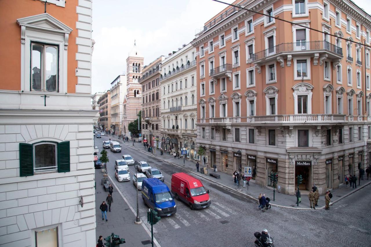 Nazionale 221 Mamila Suite Roma Esterno foto